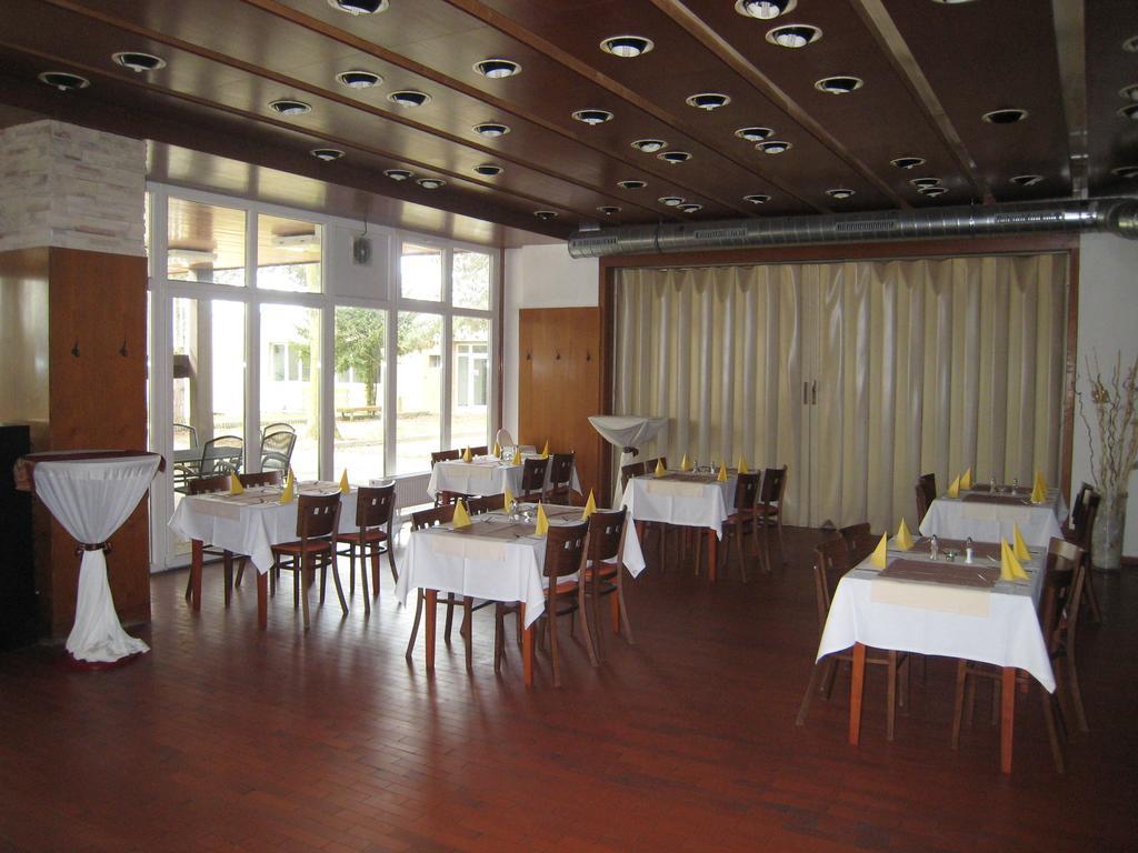 Hotel Fontana Brno Eksteriør billede